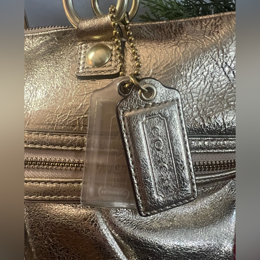 Coach Gold Poppy Tote - Picture 8 of 12
